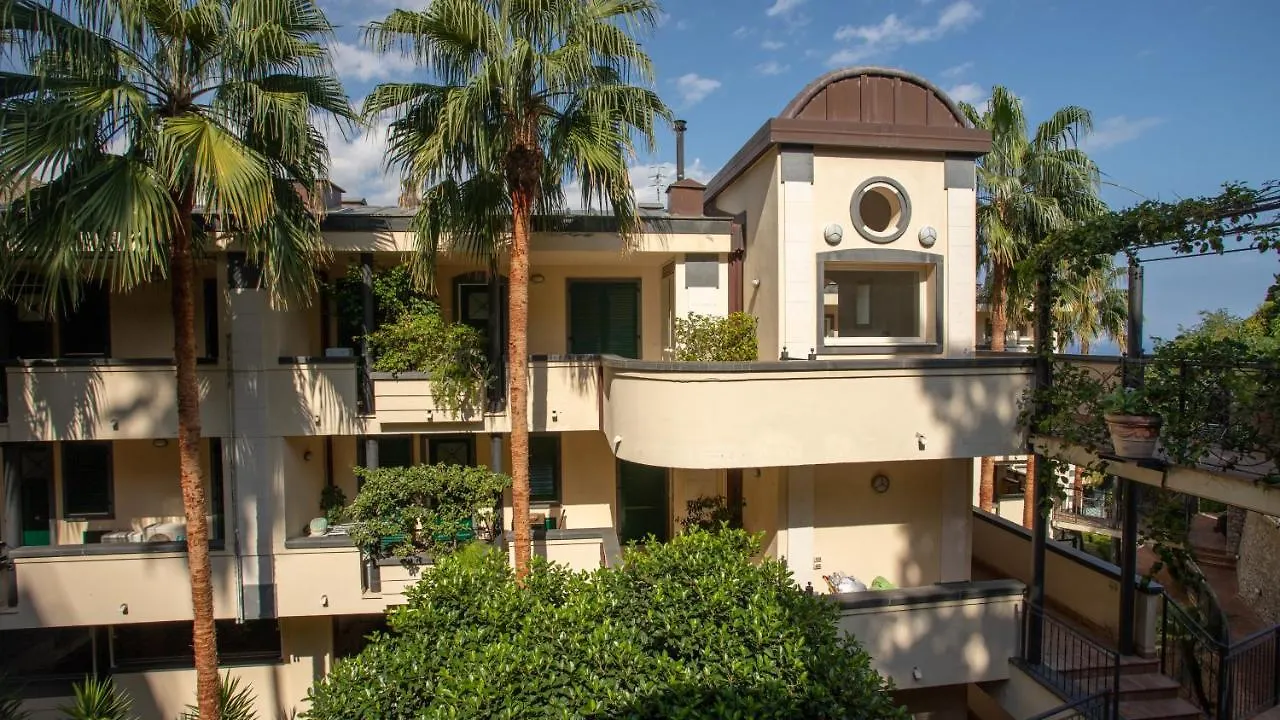 Beautiful Apartment In The Centre Of Taormina