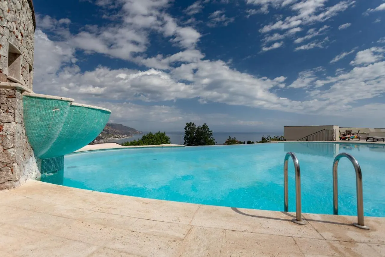 Beautiful Apartment In The Centre Of Taormina 0*,  Itália