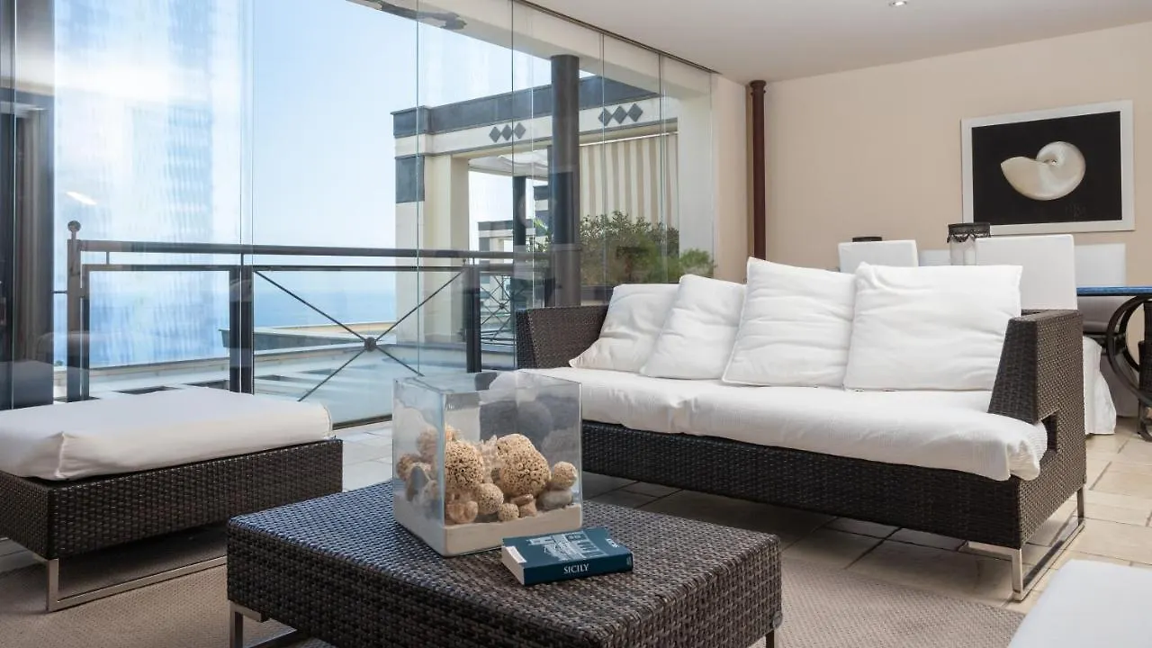 Beautiful Apartment In The Centre Of Taormina Itália